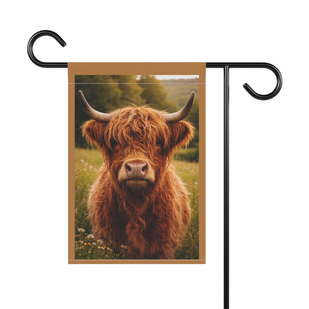 Highland Cow Garden Flag | House Banner, Rustic Farm Animal Lawn Decor