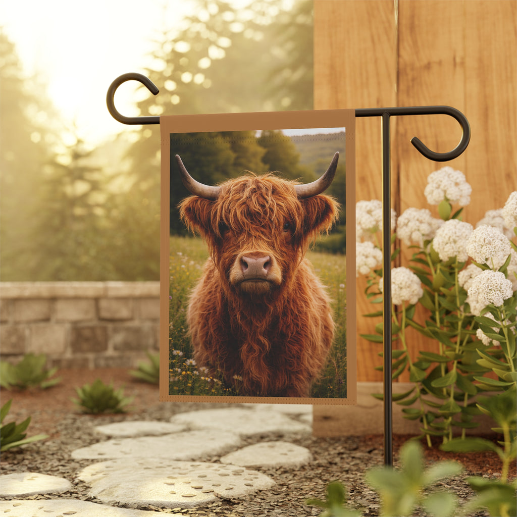 Highland Cow Garden Flag | House Banner, Rustic Farm Animal Lawn Decor